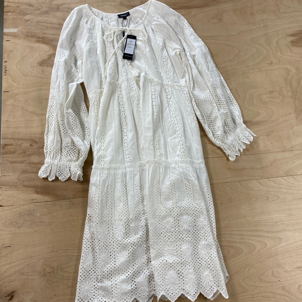 Sundance Boutique White Long Sleeve Dress